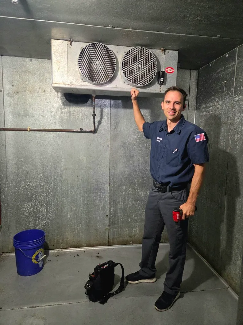 Commercial and residential refrigerator repair service in Irvine, CA